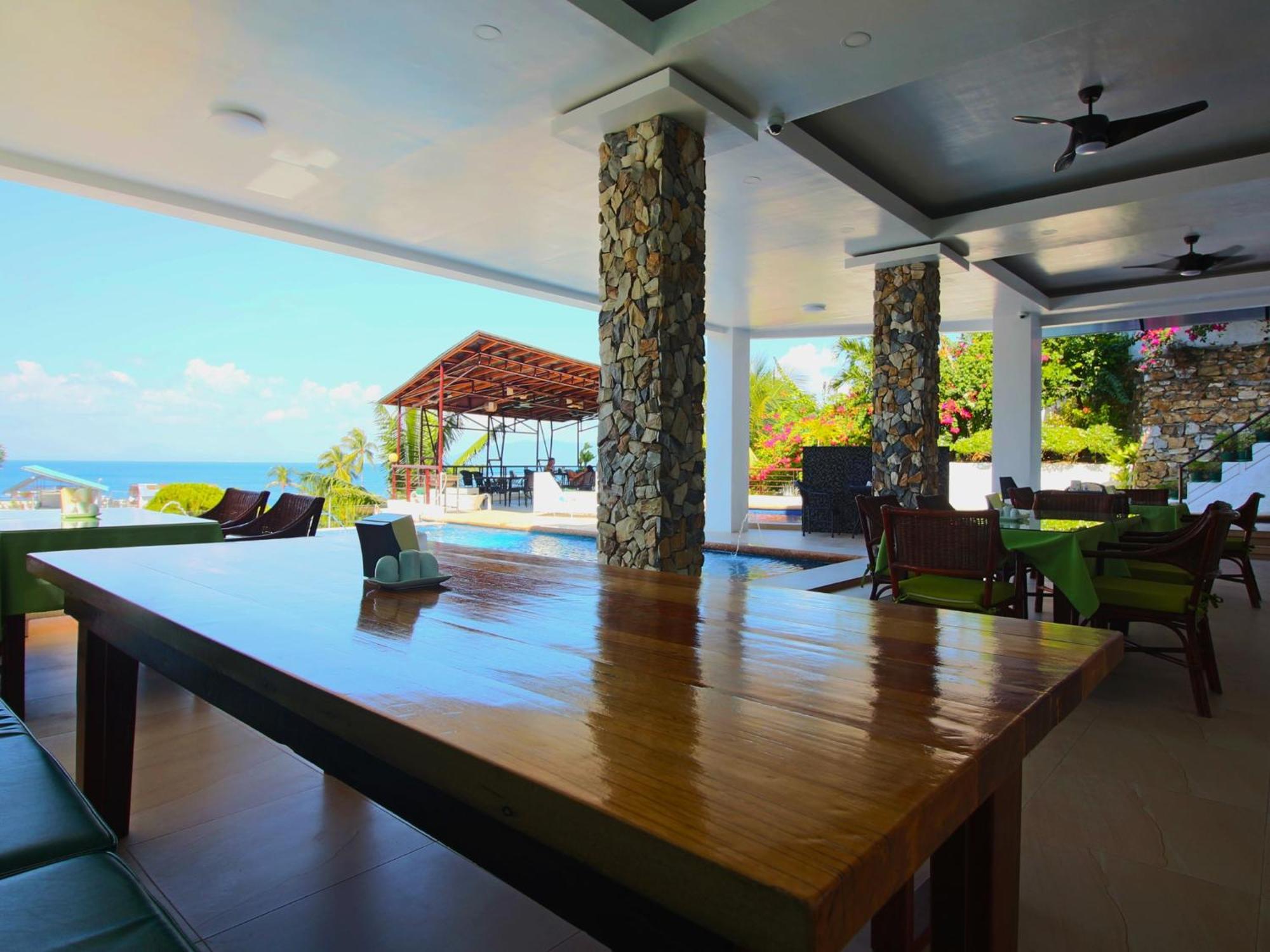 Manarra Sea View Resort Puerto Galera Exteriör bild